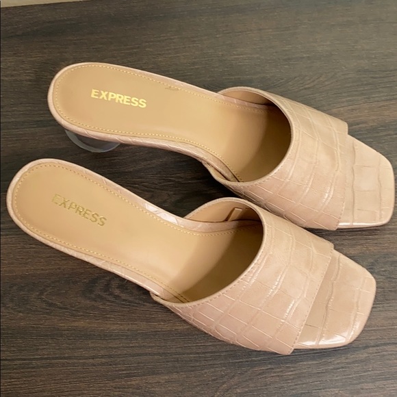 Express Mules - Picture 2 of 3